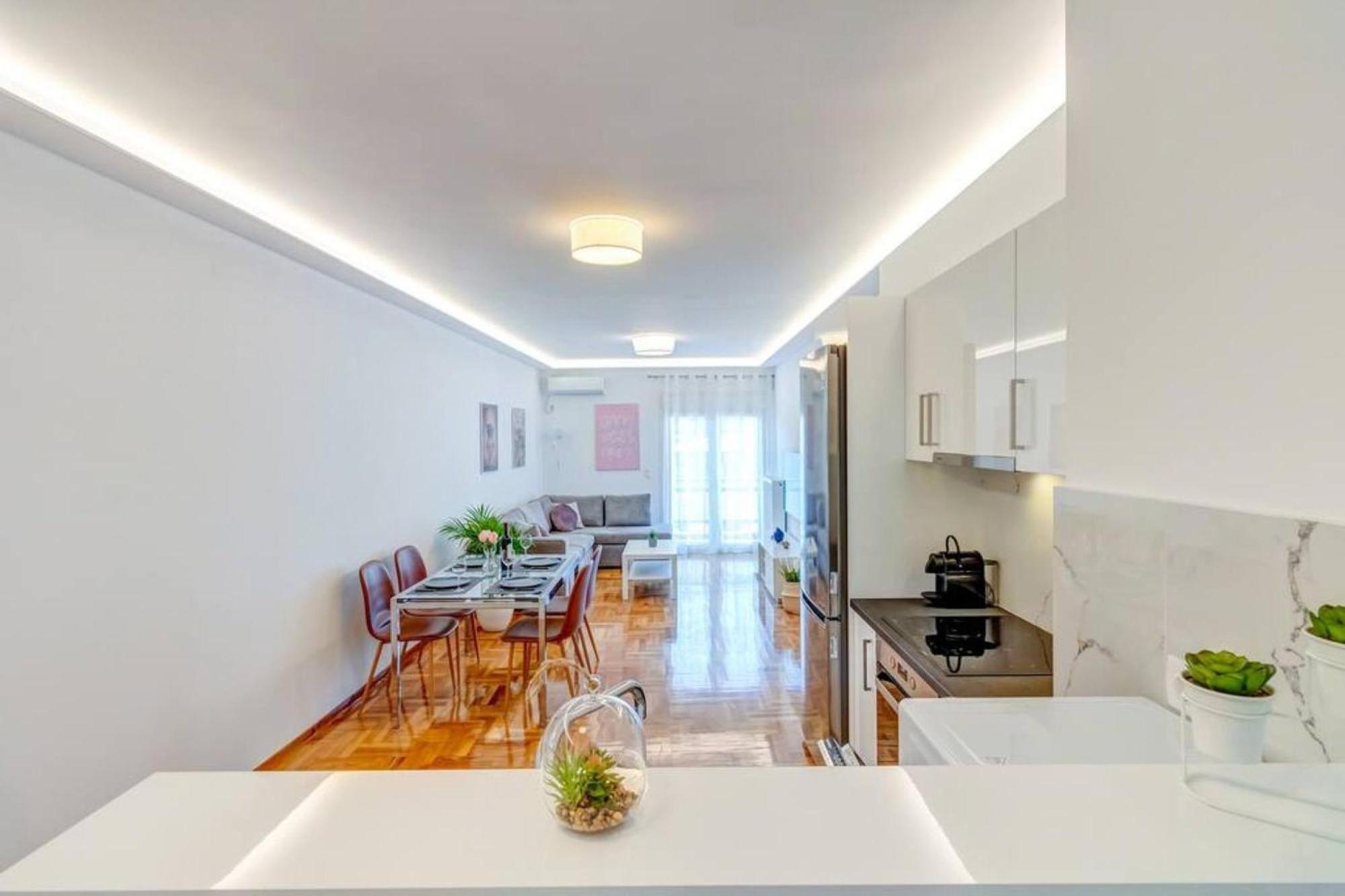 Koukaki Lux 2Bd 1Master Ap Next To Acropolis Lägenhet Aten Exteriör bild